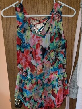 No Boundaries Multicolor Watercolor-Print Peplum Camisole